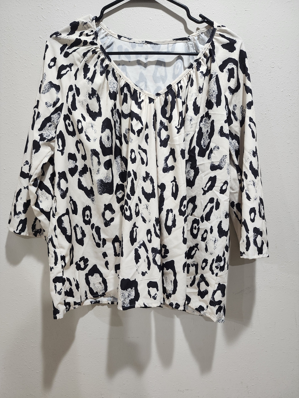 Black & Cream Leopard Print V-Neck Blouse